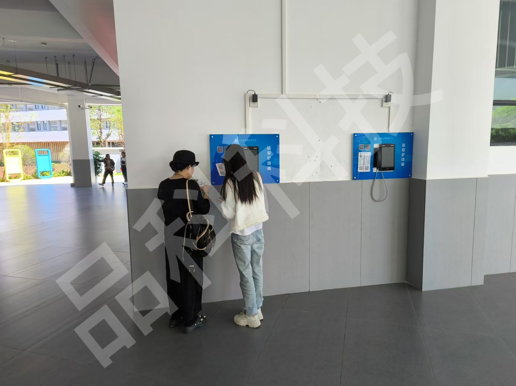 品科校園親情電話機(jī) 品科校園親情電話機(jī)